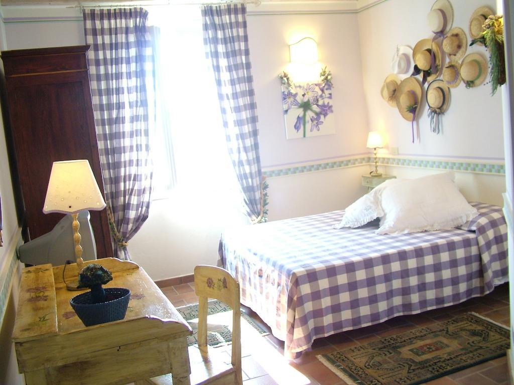 La Meridiana Sambuco  Zimmer foto